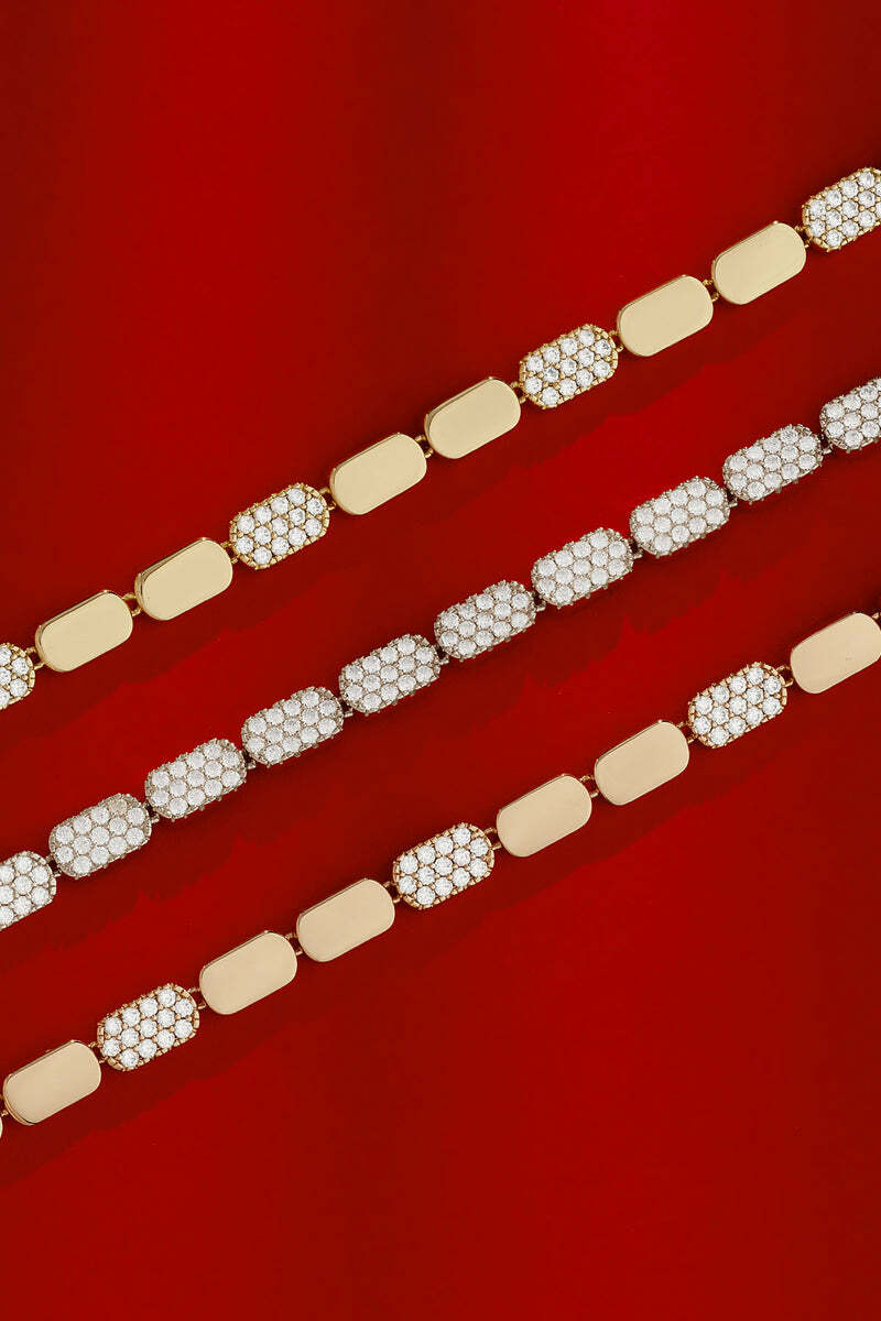 Bracelet APM Monaco Yacht Club plaqué or rose 18 carats pavé de cristaux vue 4