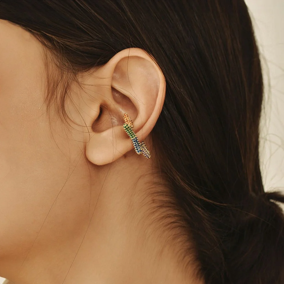 Boucle d'oreille clip femme APM Monaco étoile fuchsia - Réf. AE062-110260 vue 2