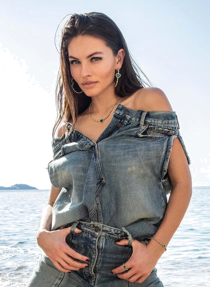 Boucles d'oreilles créoles cœur en malachite et plaqué or jaune APM Monaco - YE14701XMAL - Pour femme vue 3