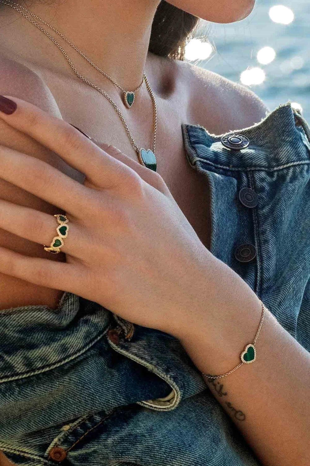 Bracelet ajustable Femme APM Monaco Cœur Malachite plaqué or jaune - Réf. YB4934XMAL vue 2