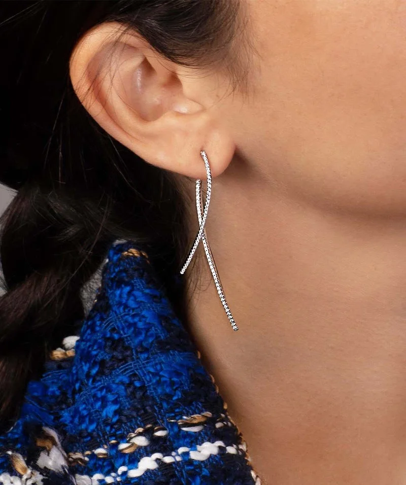 Boucles d'oreilles femme APM Monaco AE9000OX en argent 925 et zirconium vue 4