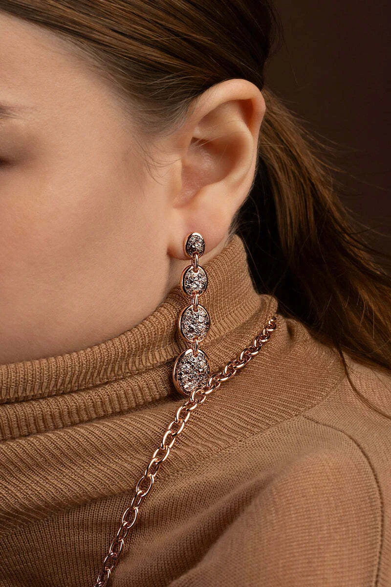 Boucles d'oreilles pendantes APM Monaco Festival ovales chocolat plaqué or rose 18 carats - Réf. PE15363M vue 2