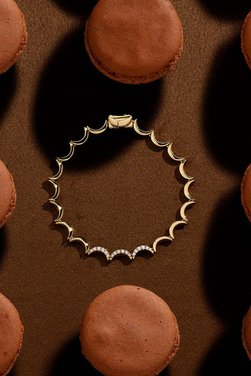 Bracelet APM Monaco Wavy Up and Down YB5401OX en métal plaqué or jaune 18 carats pour femme vue 3