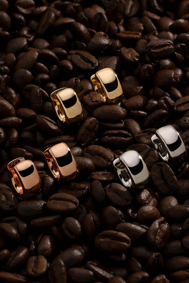 Boucles d'oreilles APM Monaco x Charles Leclerc YE15402 en métal plaqué or rose 18 carats, couleur jaune, pour femme vue 4