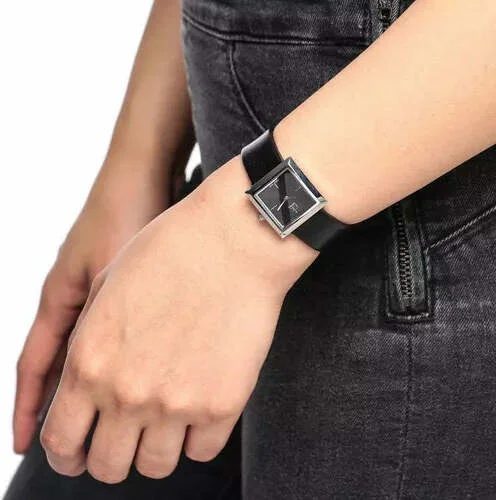 Montre Femme Calvin Klein K3R231C1 - Cadran Carré Noir, Bracelet Cuir Noir vue 4