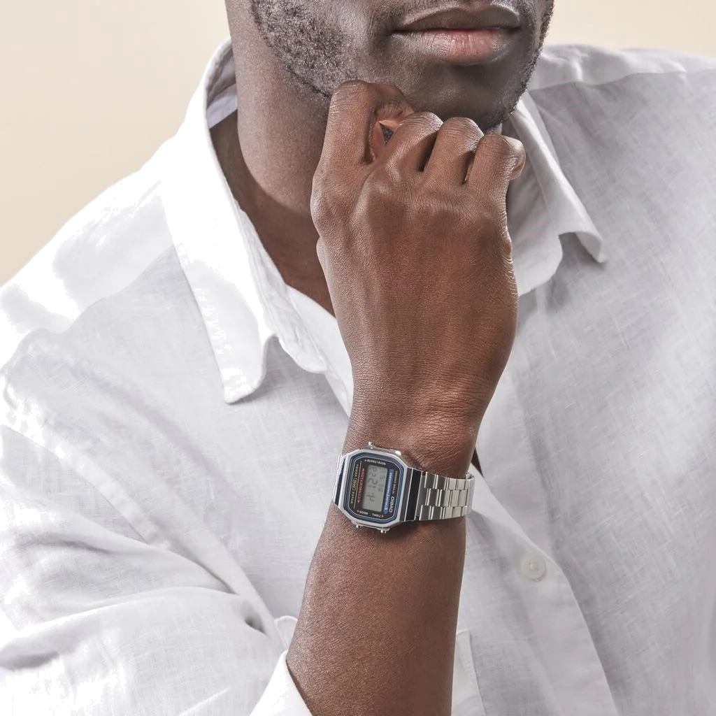 Montre Casio Vintage A168WA-1YES Digitale en Acier Inoxydable Gris - Unisexe vue 5