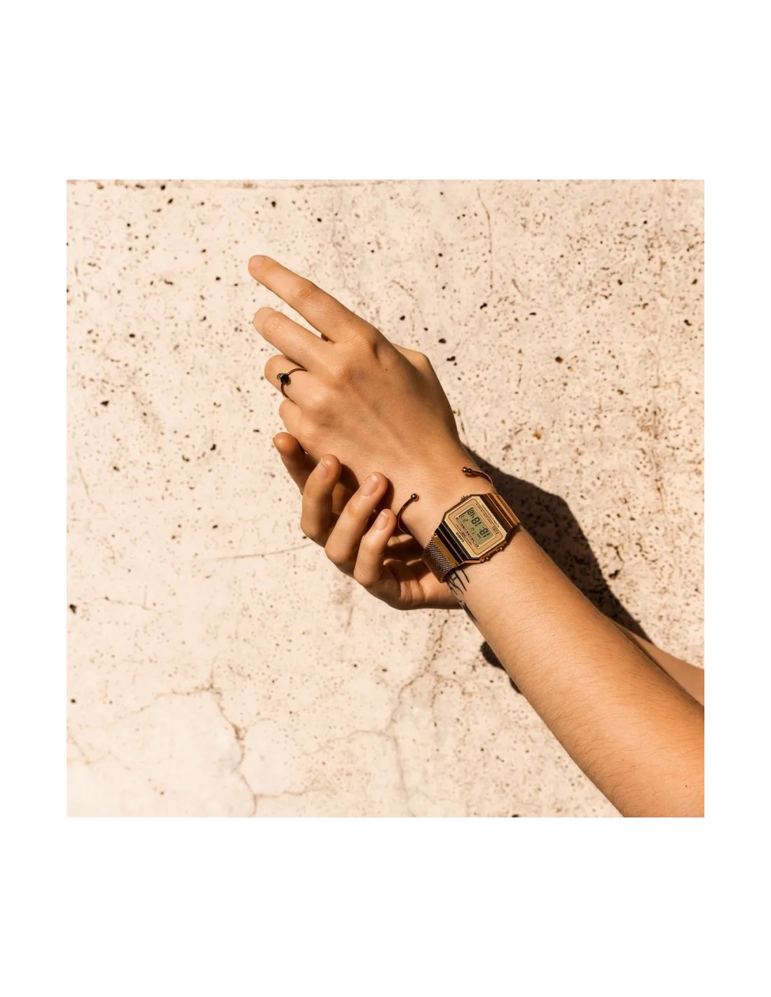 Montre Casio Vintage A700WMG-5DF Digital - Maille Milanaise Or Rose - Unisexe vue 5