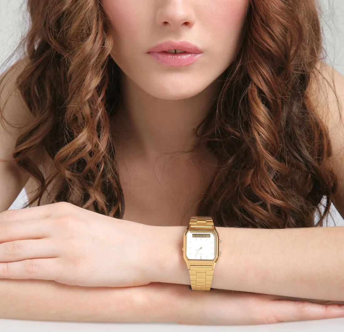 Montre Casio AQ-230GA-9DMQYES Analogique-Digitale Dorée Unisexe vue 4