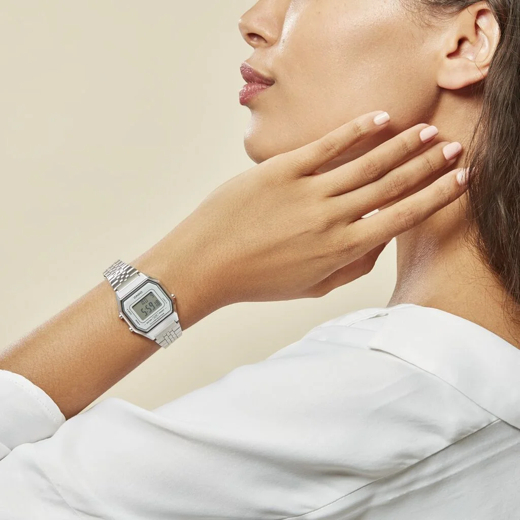 Montre Casio Vintage LA680WEA-7EF digitale grise unisexe en acier vue 4