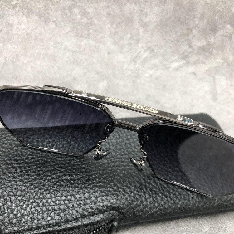 Lunettes de soleil Chrome Hearts Ripping forme aviator en métal - Noir vue 3