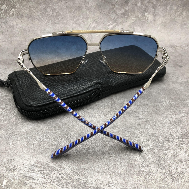 Lunettes de soleil Chrome Hearts Ripping forme aviator en métal - Bleu vue 8