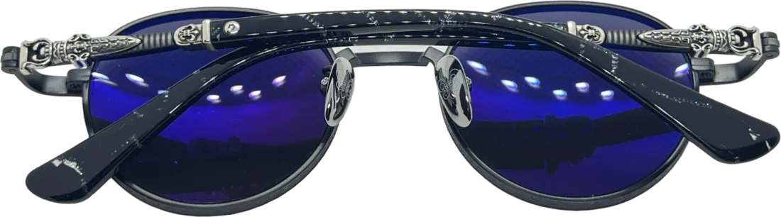 Lunettes de soleil Chrome Hearts unisexe, monture ronde métal noir mat, réf. 110034 vue 4