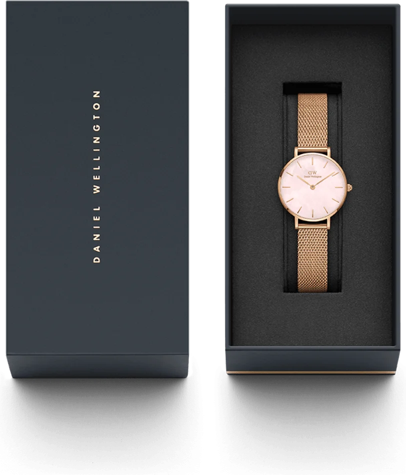 Montre Femme Daniel Wellington Petite Melrose Pearl 32mm DW00100516 - Boîtier et bracelet or rose, cadran rose nacré vue 4