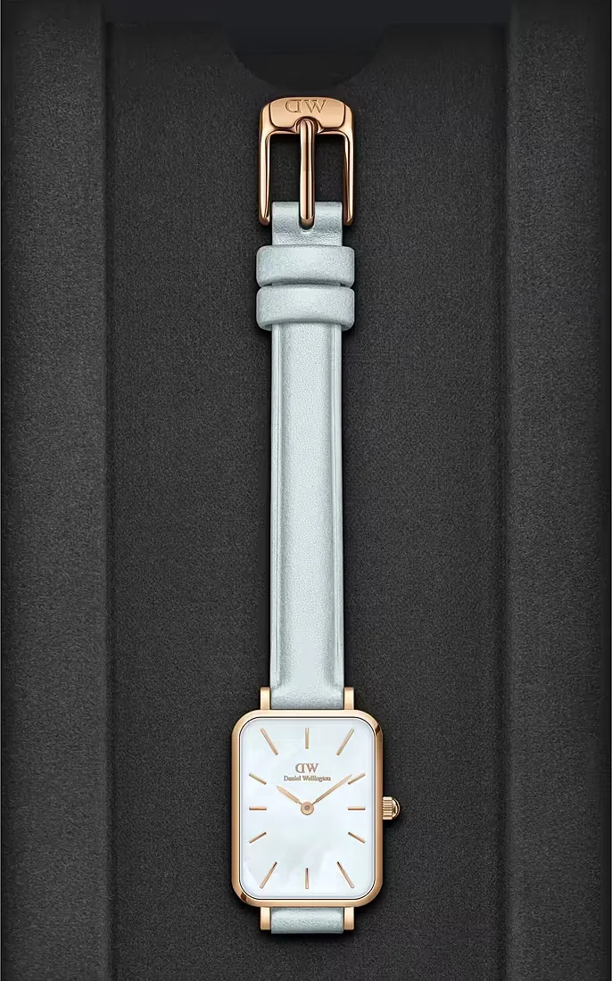 Montre Femme Daniel Wellington Quadro Bluebell DW00100638 - Cadran bleu nacré, boîtier or rose vue 4