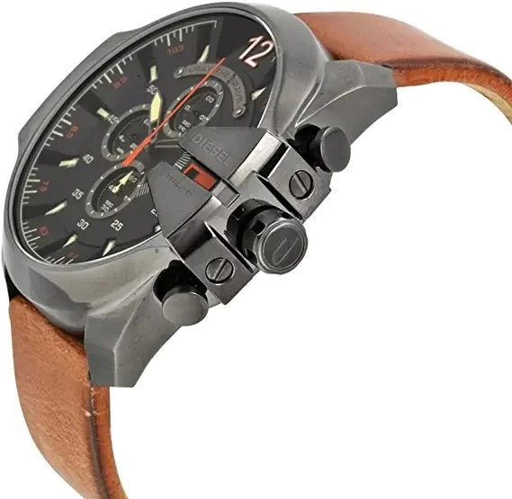 Montre Diesel Mega Chief DZ4343 pour Homme - Boîtier Acier Noir, Cadran Noir, Bracelet Cuir Marron vue 2