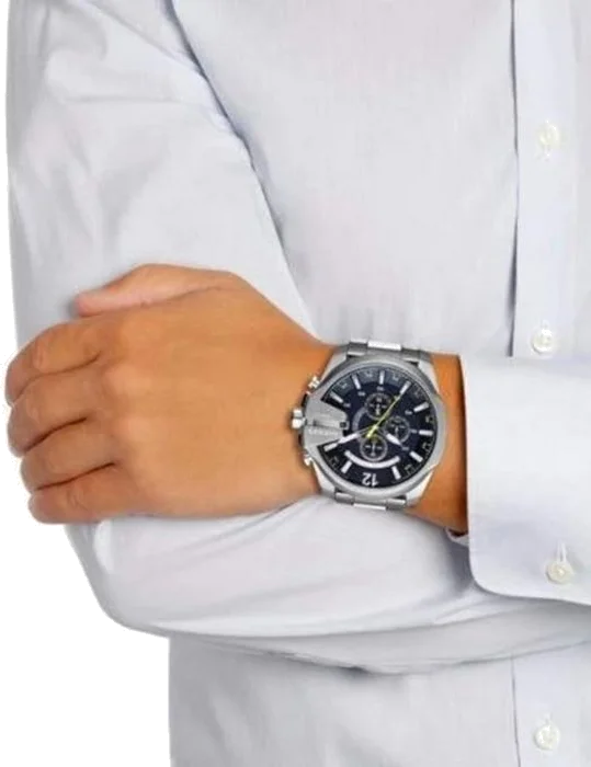 Montre Diesel Mega Chief DZ4465 pour Homme, Boîtier Acier Inoxydable Noir 51 mm vue 3