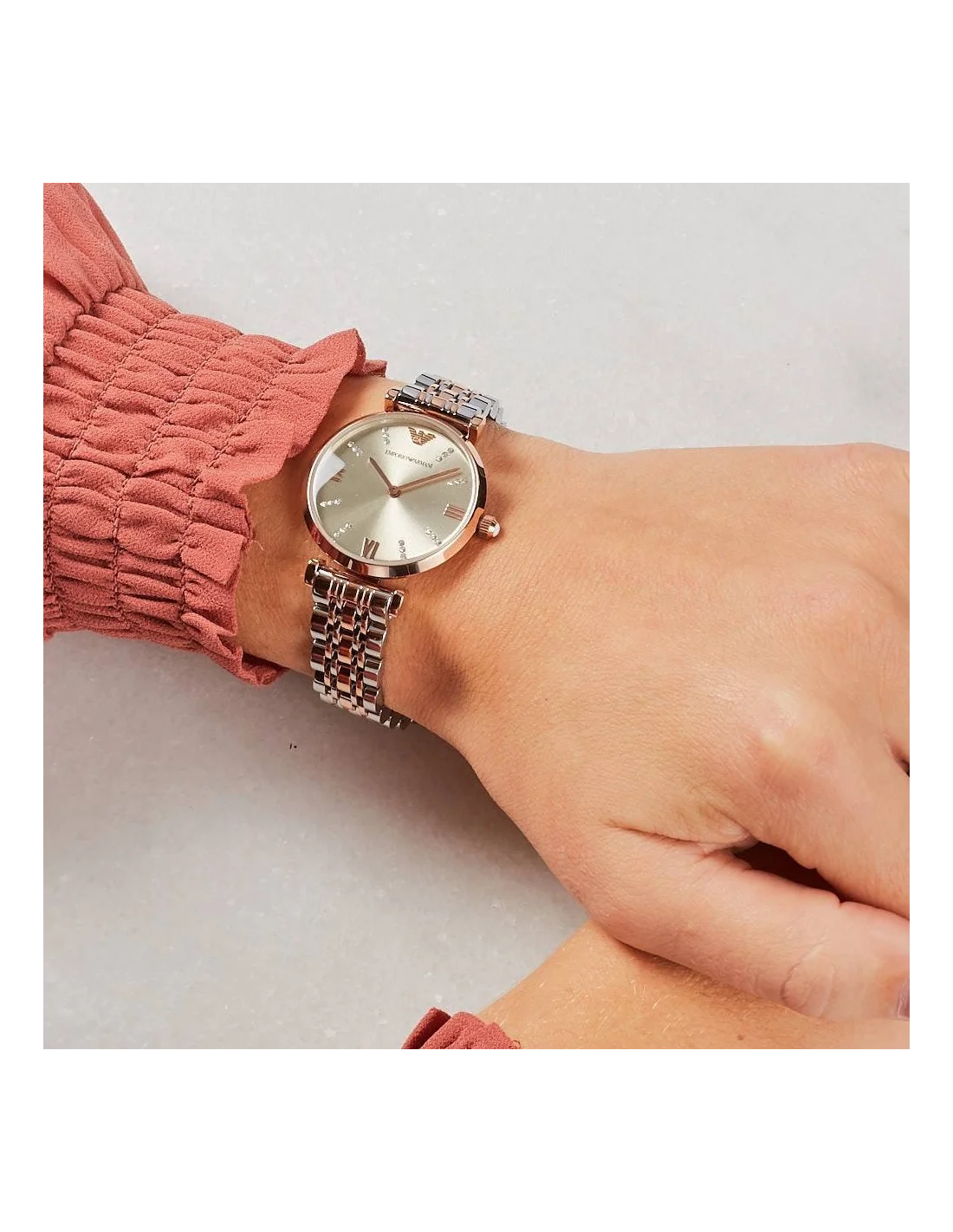 Montre Femme Emporio Armani AR1840 - Cadran Bronze, Bracelet Acier Bi-ton Argent/Or Rose, Index Strass vue 4