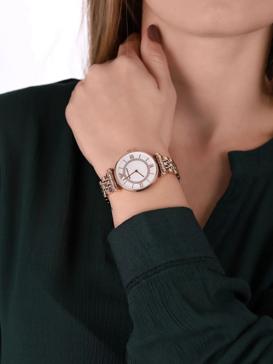 Montre Femme Emporio Armani AR1909 - Cadran Nacre, Boîtier Acier Or Rose 32mm vue 4