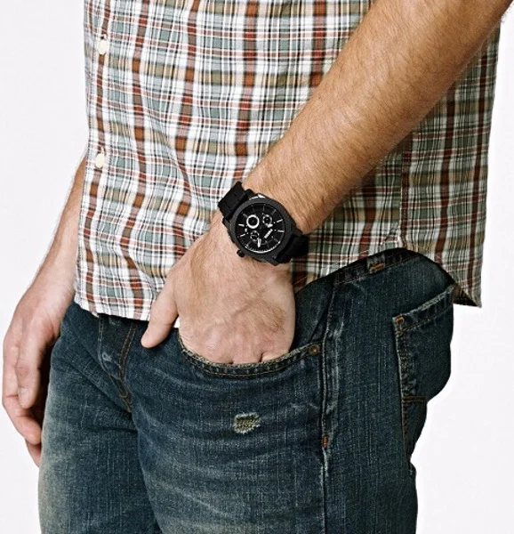 Montre Homme Fossil FS4487 Quartz, Cadran et Bracelet Noir en Silicone vue 3