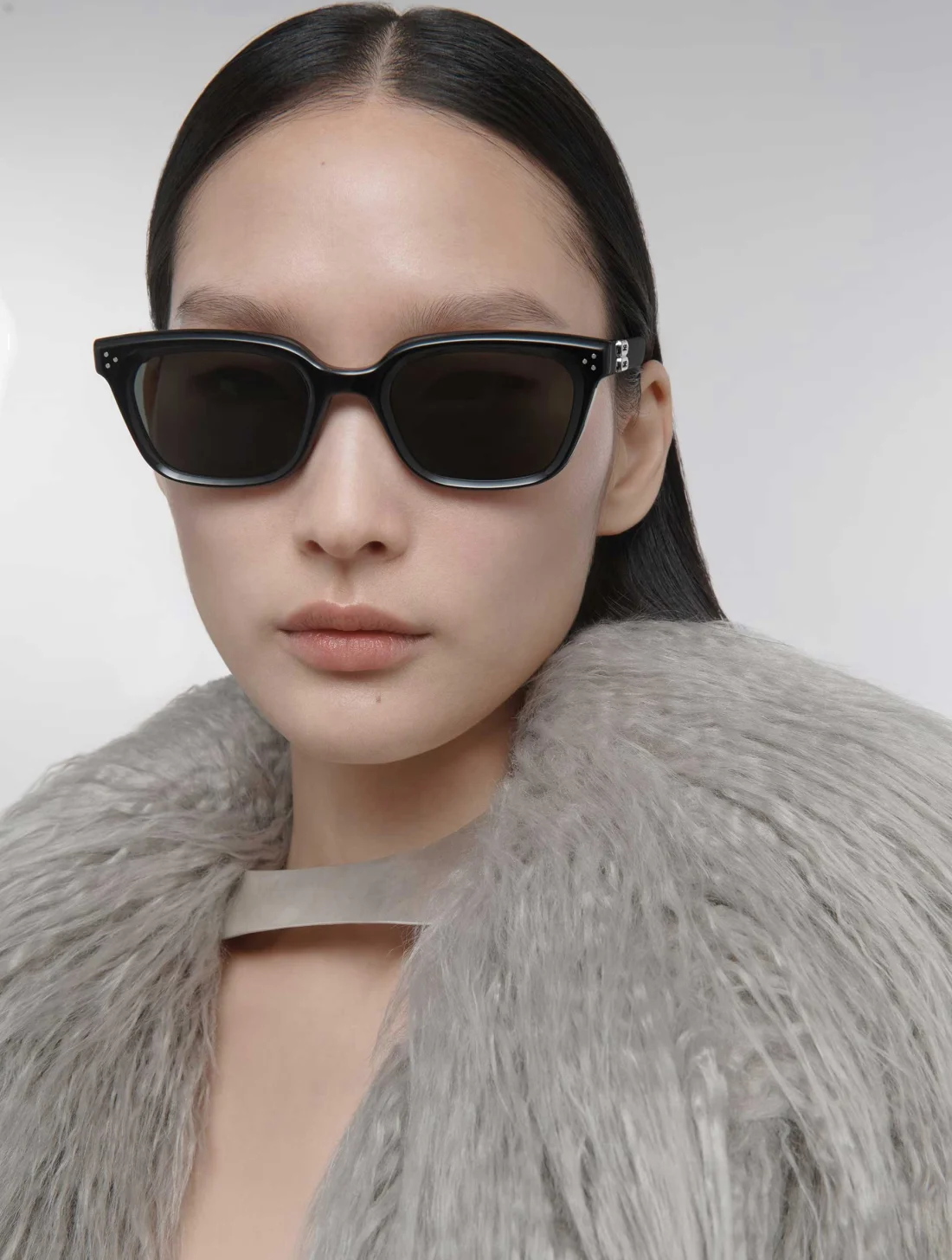 Lunettes de Soleil Unisexe Gentle Monster Musee 01 (MUSEE01) - Noir et Doré vue 5