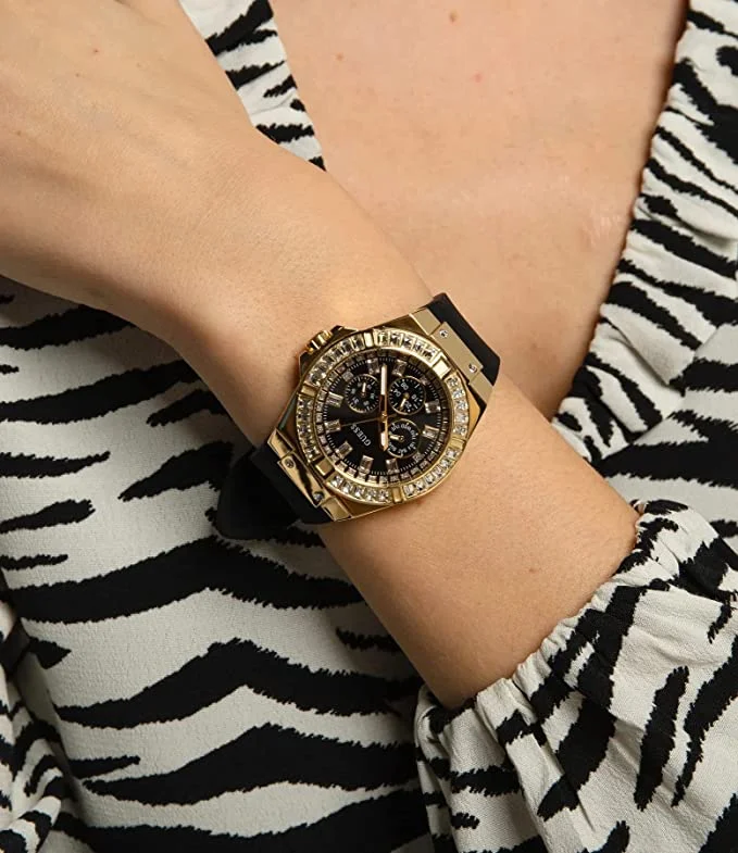 Montre Guess GW0118L1 pour Femme - Cadran et bracelet noir en silicone vue 4