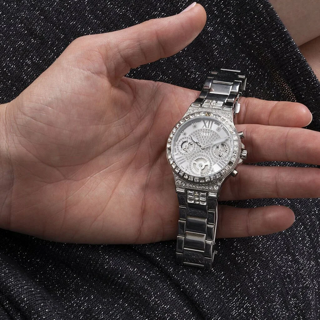 Montre Guess GW0320L1 pour Femme - Boîtier Acier Argenté avec Strass - Bracelet Acier vue 4