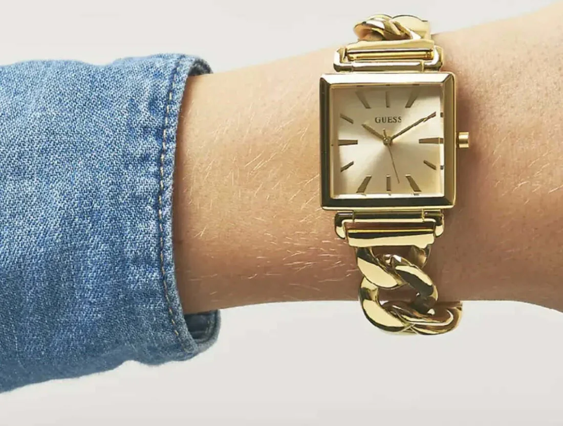 Montre Guess W1029L2 Vanity pour Femme en Acier Doré - Boîtier Rectangulaire vue 2