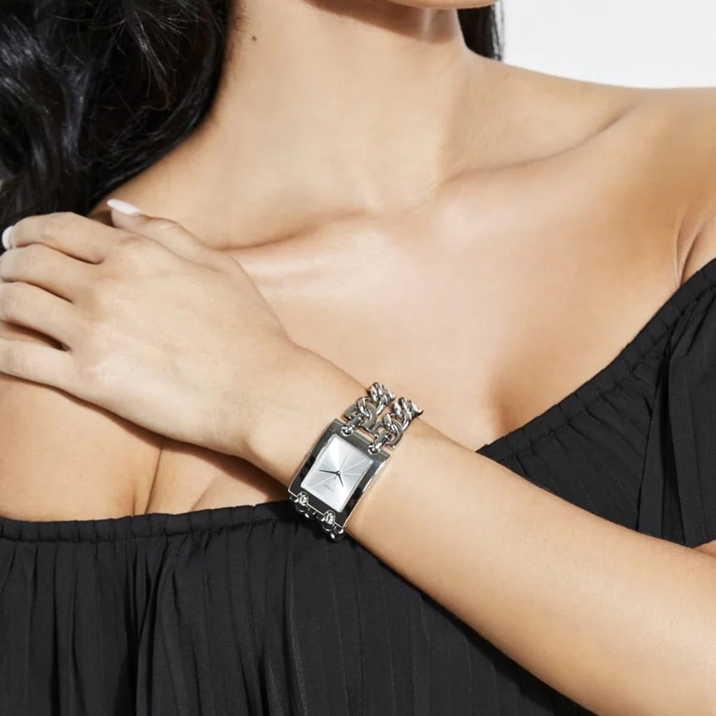 Montre Femme Guess W1117L1 Heavy Metal - Cadran et bracelet chaîne en acier argenté vue 5