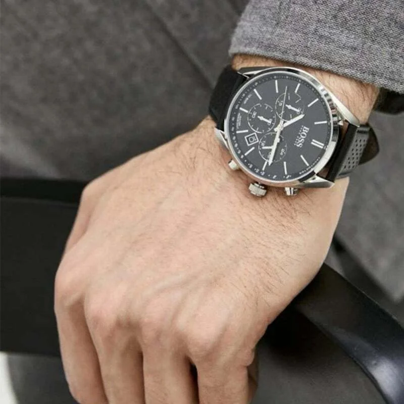 Montre Hugo Boss Champion 1513816 pour Homme - Boîtier Acier, Cadran Noir, Bracelet Cuir Perforé Noir vue 4