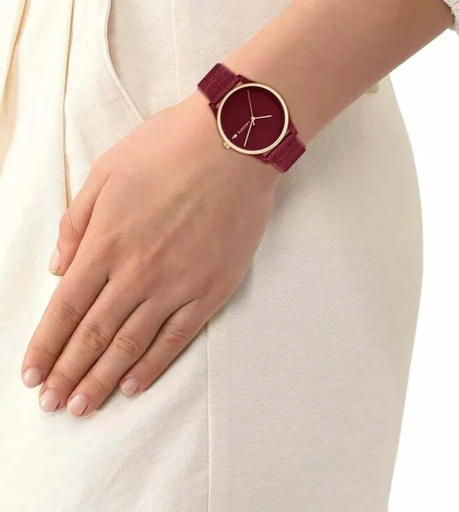 Montre Femme Lacoste Crocodelle 2001283 - Boîtier bicolore, cadran et bracelet silicone rouge vue 3