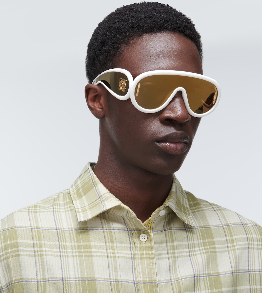 Lunettes de soleil Loewe Paula's Ibiza LW40108I en acétate - Blanc vue 3