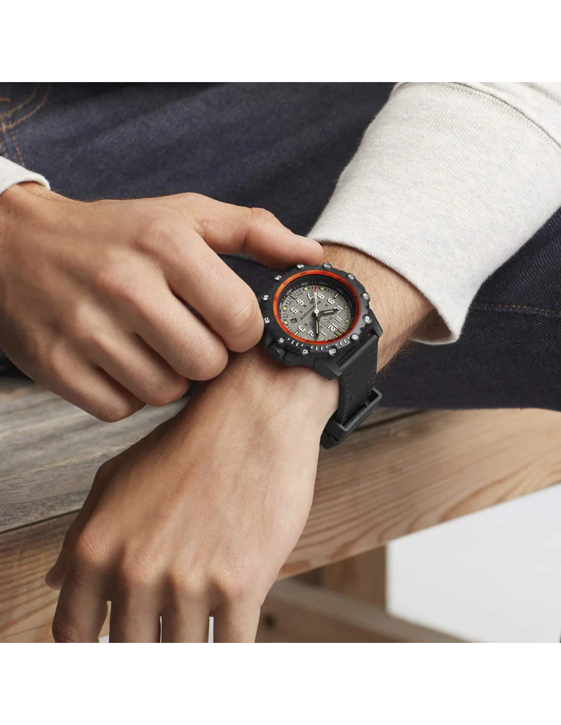 Montre Homme Luminox Navy Seal Commando XS.3301 vue 2