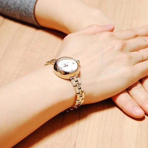 Montre Femme Marc Jacobs Courtney MJ3459 en Acier Doré Jaune vue 4