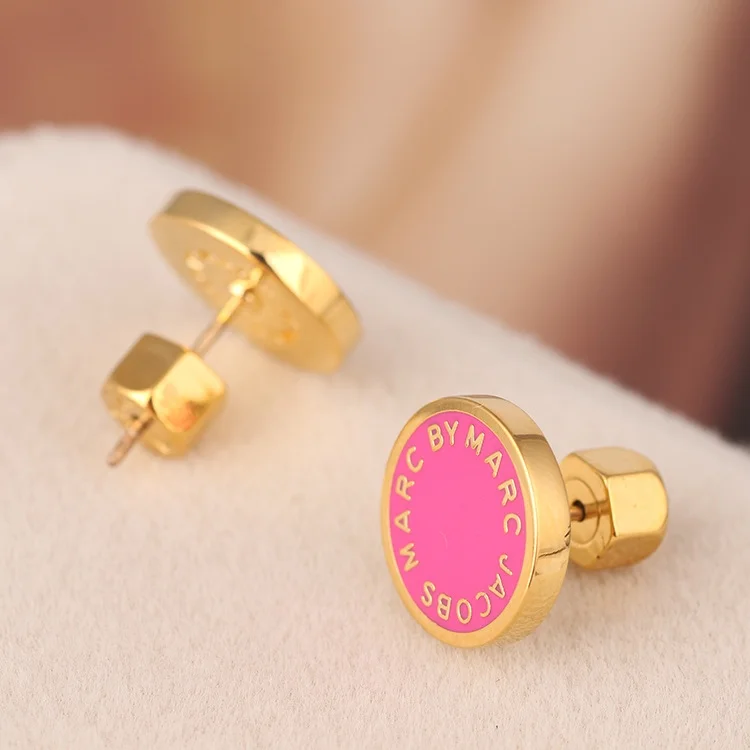 Boucles d'oreilles Marc by Marc Jacobs disque rose acier doré - Réf. 106671 vue 3