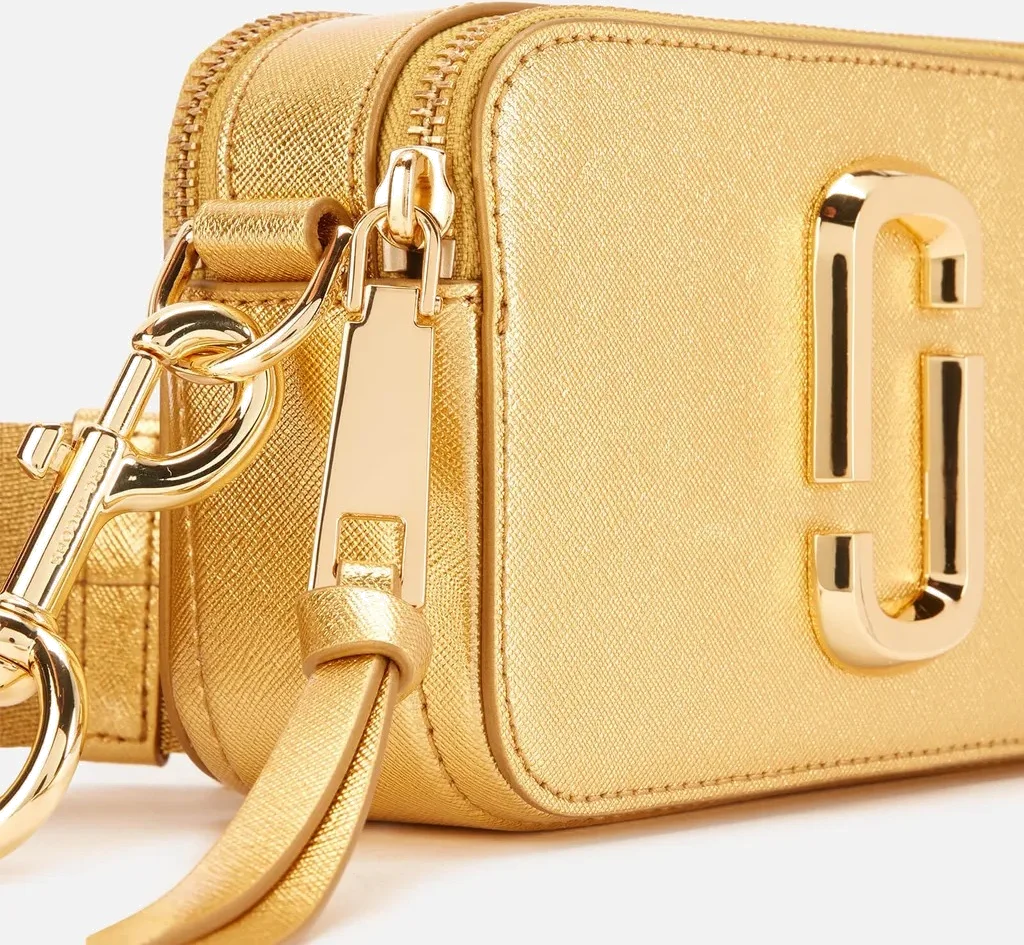 Sac à main bandoulière Marc Jacobs The Snapshot, cuir métallique doré, réf. M0015323-710 vue 4