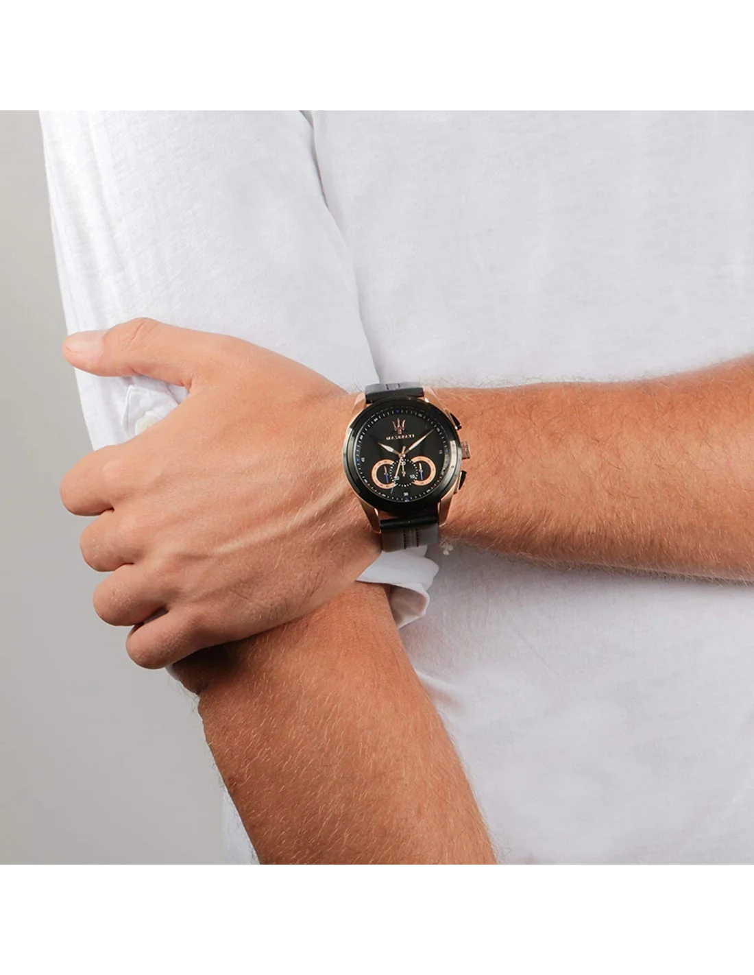 Montre Maserati Traguardo Homme R8871612025, Cadran Noir et Boîtier Or Rose vue 3