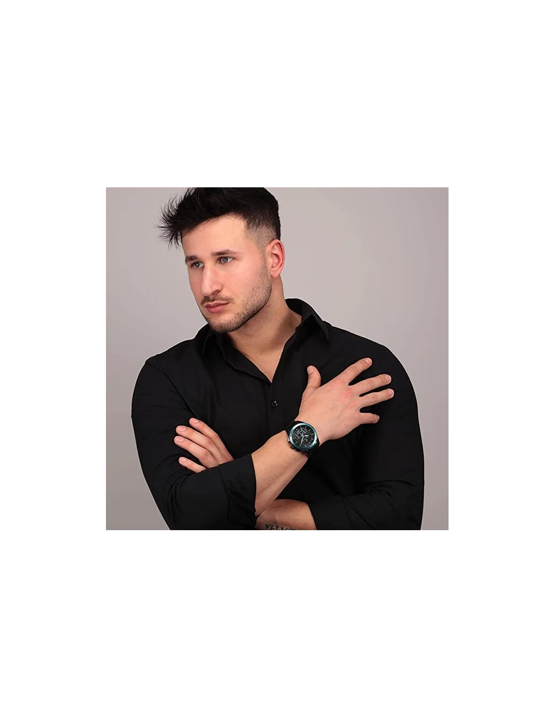 Montre Maserati Traguardo Aqua Edition Homme - Boîtier acier noir, détails turquoise - Réf. R8873644002 vue 6