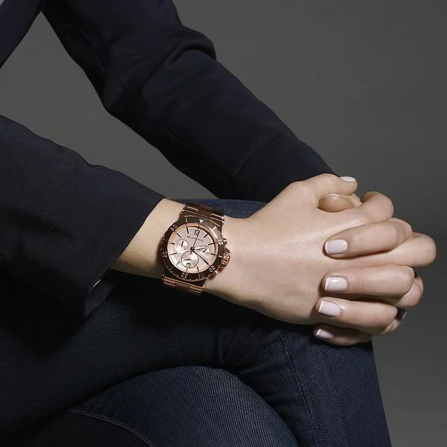 Montre Femme Michael Kors Dylan MK5314 en Acier Or Rose - 44mm vue 3