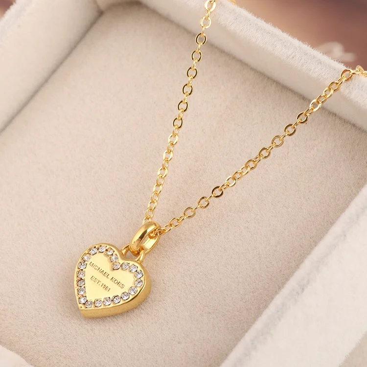 Collier Michael Kors MKJ3969710 coeur orné de brillants en acier doré vue 4