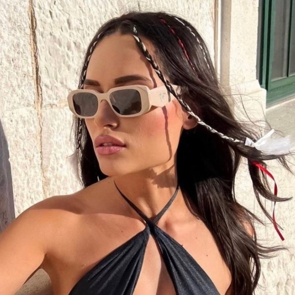 Lunettes de soleil Prada Symbole PR 17WS forme rectangulaire - Beige vue 3