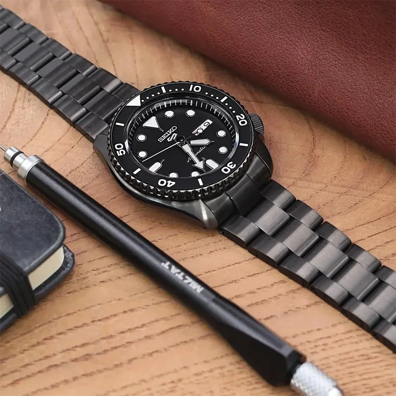 Montre Seiko 5 SRPD65K1 Automatique Homme - Boîtier Acier PVD Noir, Cadran Noir, bracelet en acier vue 5
