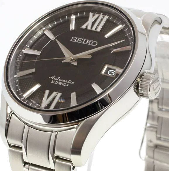 Montre Homme Seiko Tradition SARX003 Index argentés et fonction date vue 3
