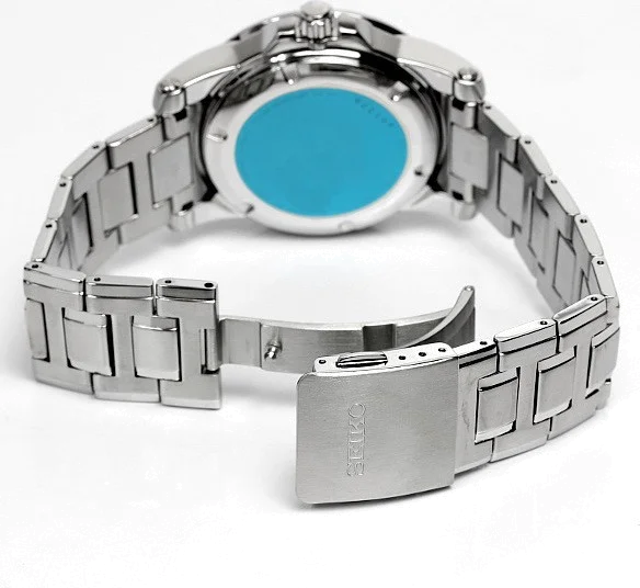 Montre Homme Seiko Sportura SNP093P1 chiffres romains argentés vue 2