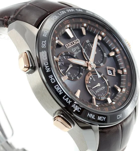 Montre Homme Seiko Astron GPS Solar SSE025J1 Bracelet brun en cuir vue 3