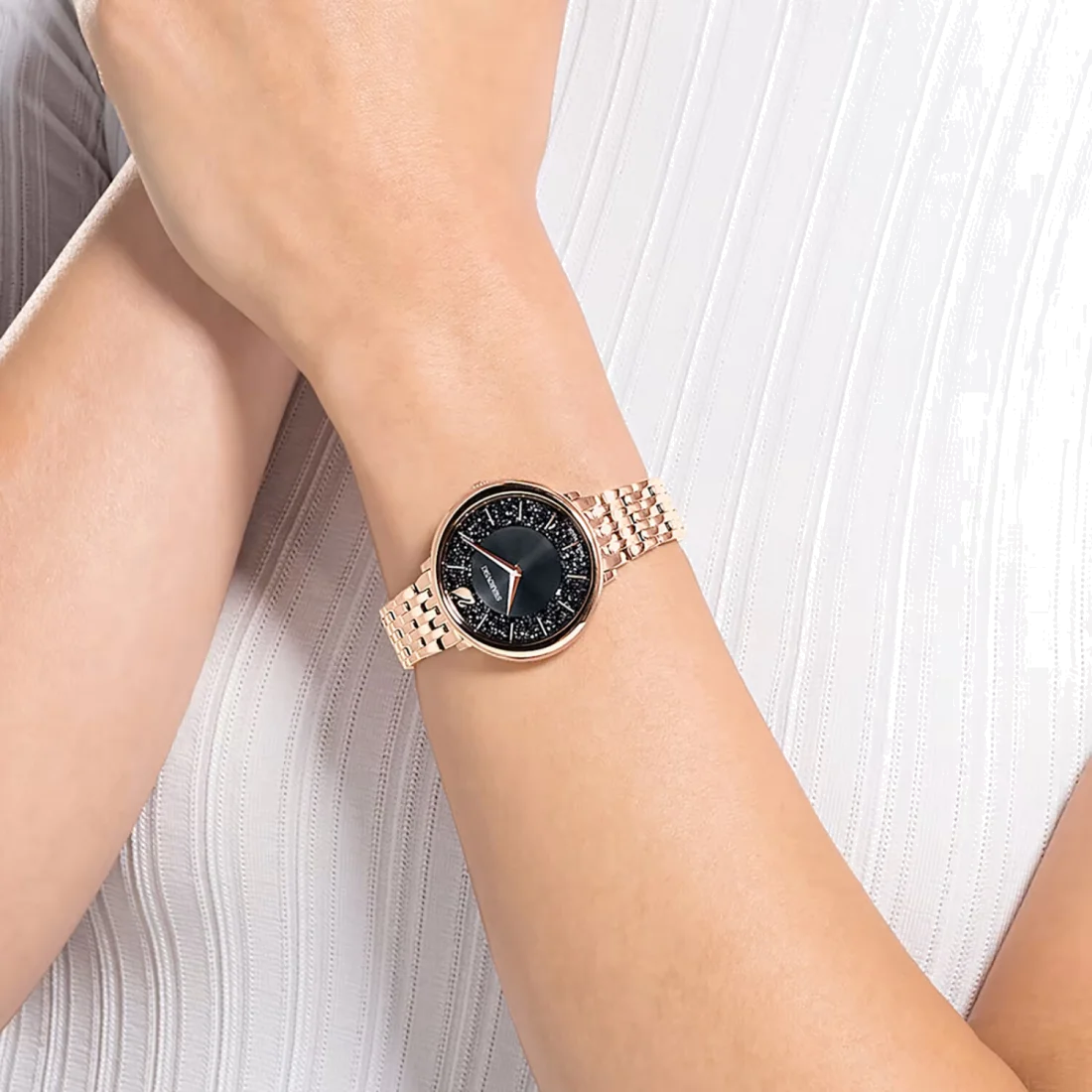 Montre Swarovski Crystalline 5544587 pour Femme, Cadran Noir et Bracelet Acier Or Rose vue 4