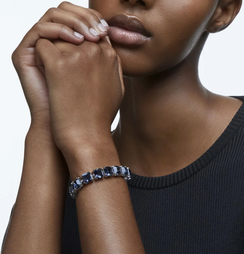 Bracelet Swarovski Millenia Cristaux taille carrée Gris Noir Plaqué Ruthénium vue 4