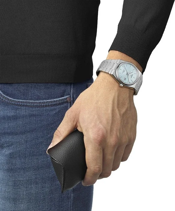 Tissot PRX Powermatic 80 T1374071135100 - Montre Homme Automatique Acier Cadran Ice Blue vue 4