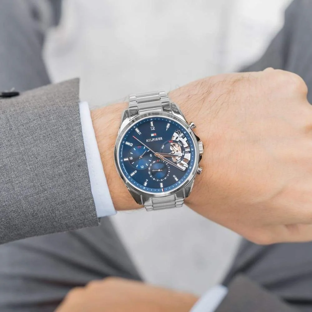 Montre Homme Tommy Hilfiger 1710448 Baker - Boîtier Acier Poli & Cadran Bleu vue 4