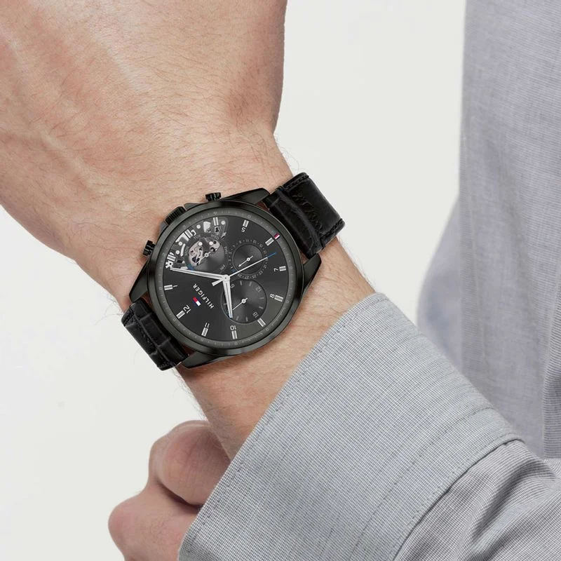 Montre Homme Tommy Hilfiger 1710452 Squelette - Boîtier Acier Or Rose, Cadran Noir, Bracelet Cuir Noir vue 4