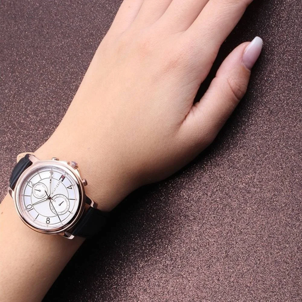 Montre Tommy Hilfiger 1781817 Femme - Cadran Blanc, Boîtier Or Rose, Bracelet Cuir Marron vue 3